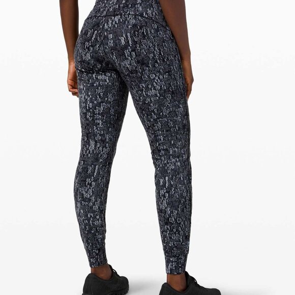Lululemon Ready to Rulu Jogger 29" Eventide Jacquard, size 6 - Picture 7 of 9